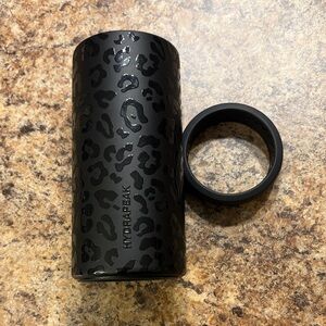 Hydrapeak Black Leopard Print slim can holder
